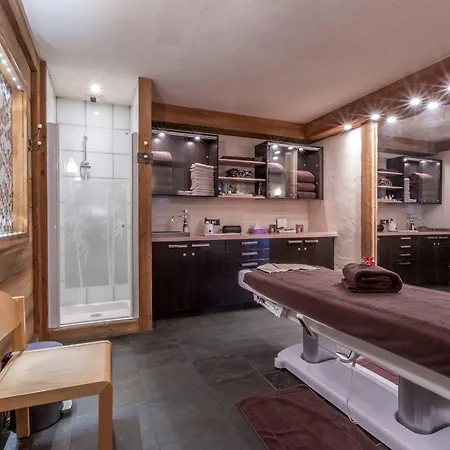 4* Avec Piscine & Spa, Pied De Pistes, 3 Ch, 85m² - - Fr-1-461-8 Apartment